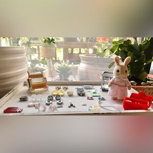 Calico Critters Hospital Nurse Milk Bunny Rabbit Figure Accessories Playset Toy